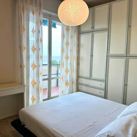 Sogno Vista Mare - Vicina Alla Rotonda E Con Parcheggio Privato Apartment